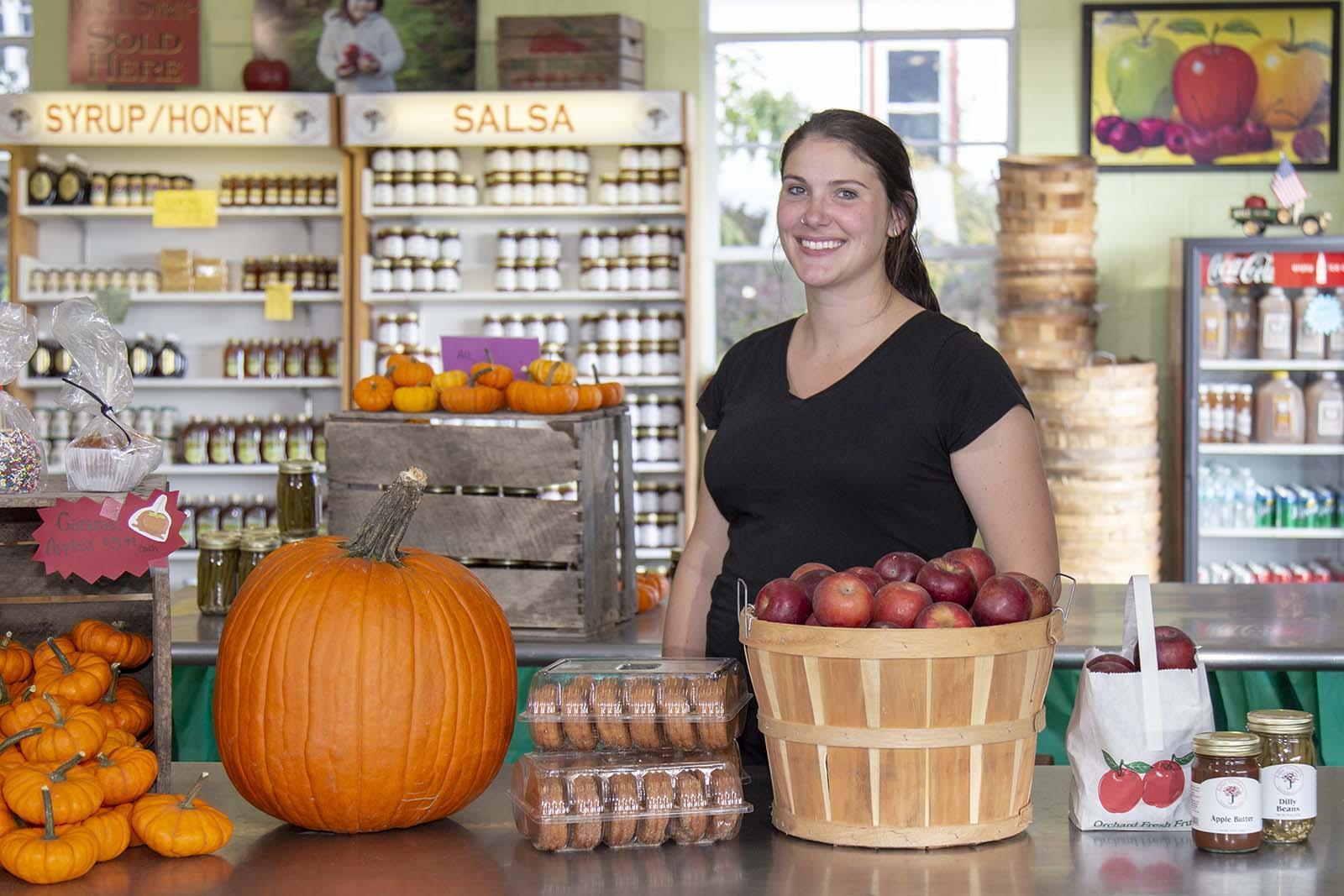 The market at Jollay Orchards