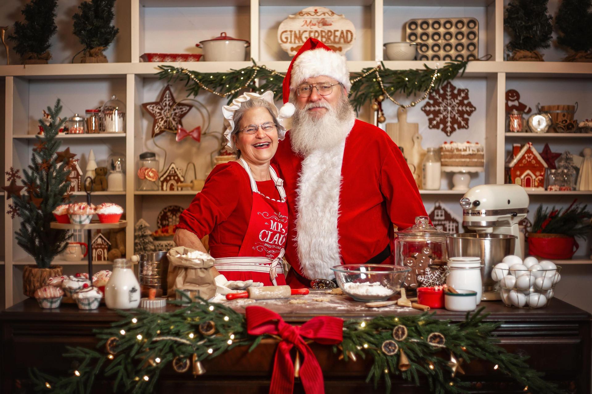 Cookies with Santa & Mrs. Claus, The Culinary Cottage and Kitty Lee Photography