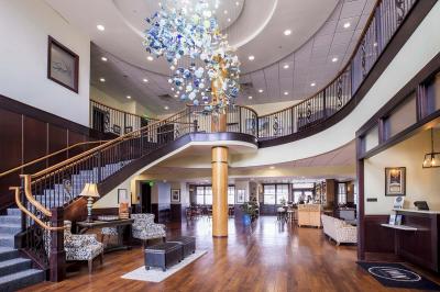 Lobby at Inn at Harbor Shores