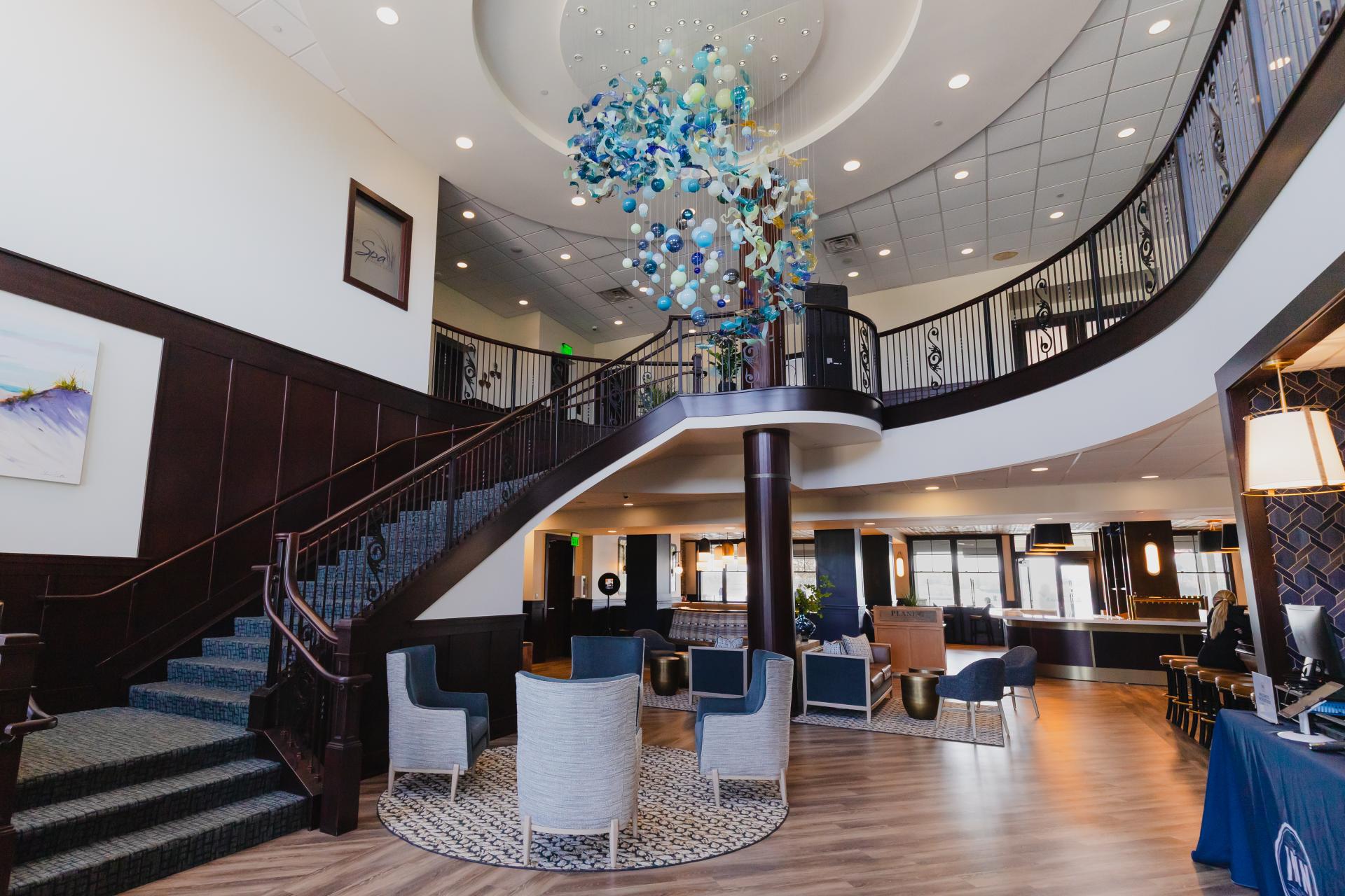 elegant entrance into the lobby