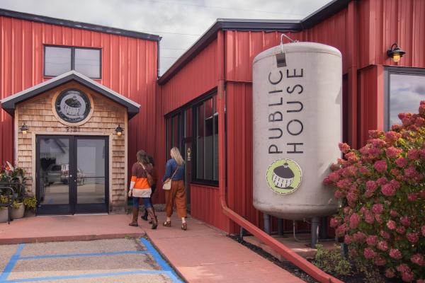 Round Barn Public House