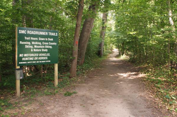 Trailhead sign for the Roadrunner Trails.