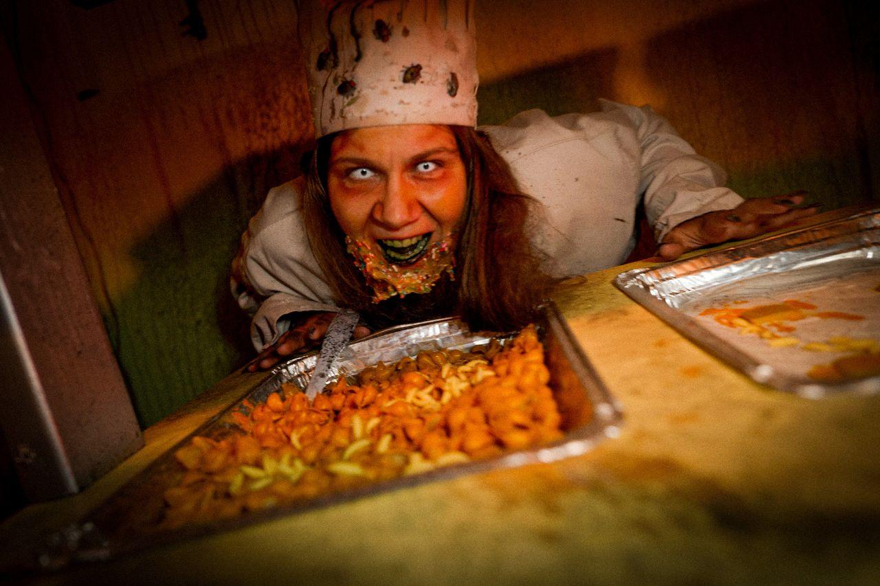 A Niles Scream Park promotional image featuring a frightening lunch lady.