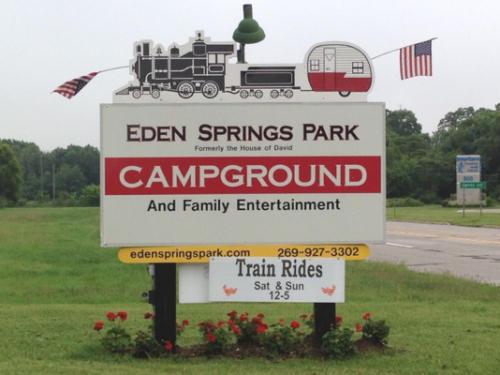 Eden Springs Park logo