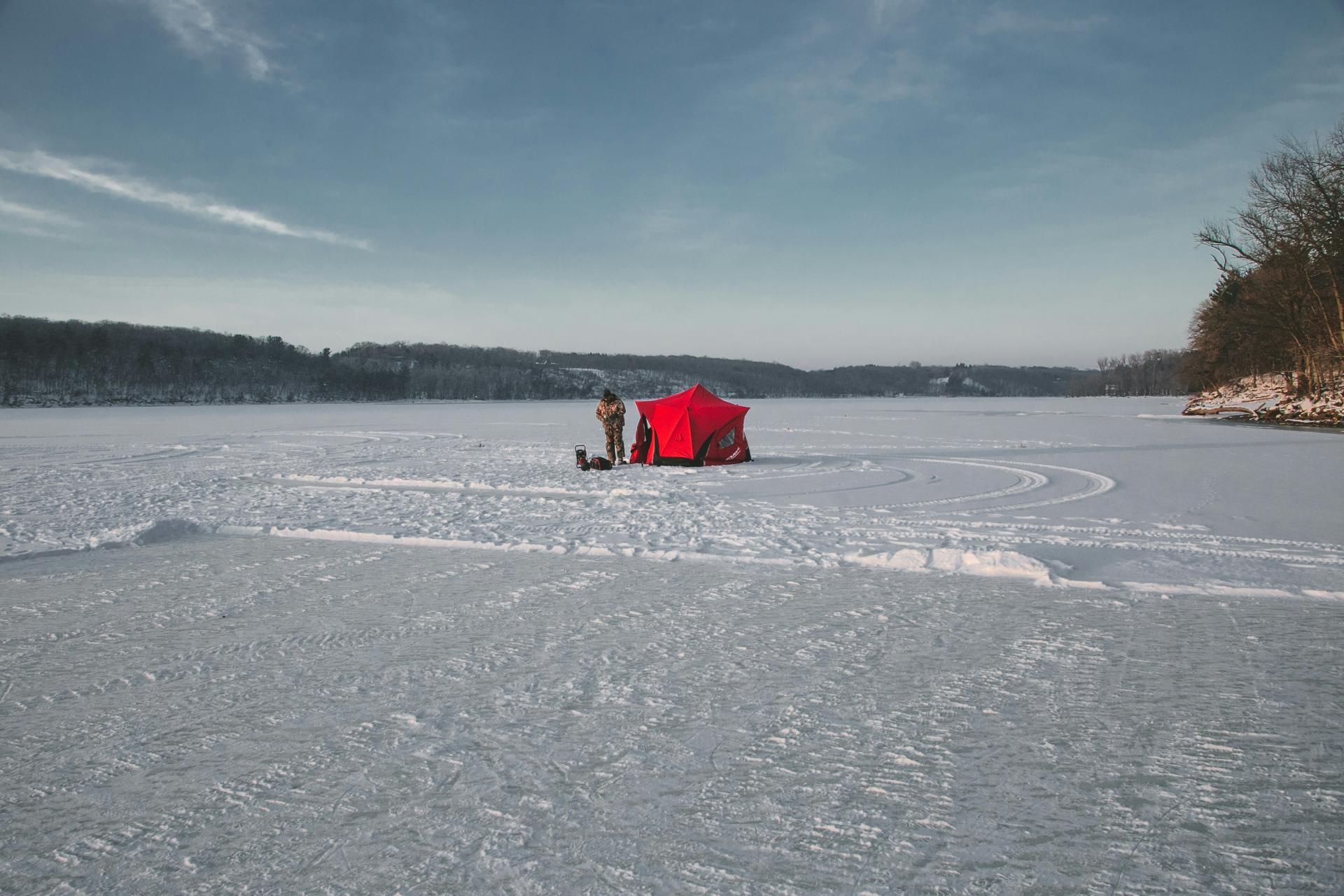 ice fishing mike cox ice shanty