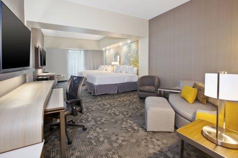 Courtyard by Marriott Double Queen