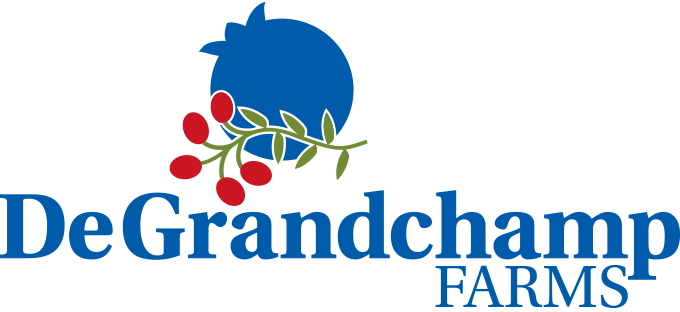 DeGrandchamp Farms Logo