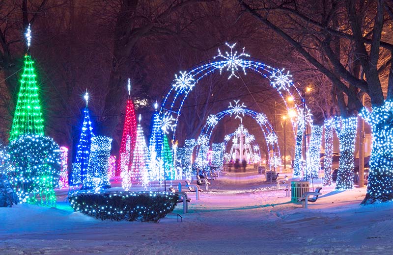 Take an Enchanting Holiday Stroll in St. Joseph Southwestern Michigan